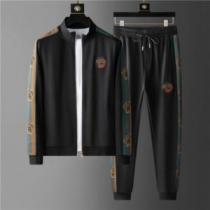 ヴェルサーチブランド コピー 長く愛用できる 2026秋冬 ジャージセット ヴェルサーチVERSACE ダメージジャケット ハリのある