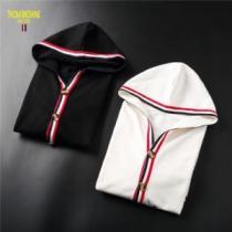 2026秋冬 トムブラウン THOM BROWNE 2色可選 最安値に挑戦 トムブラウンブランド コピー 防寒機能ある THOM BROWNEセーター