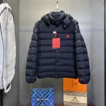 モンクレールコピー ダウンジャケット 着心地抜群 2026秋冬 モンクレール MONCLER フード部分は取り外し可能 快適な着心地をキープ