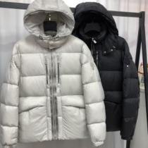 モンクレールスーパーコピー 海外セレブ愛用 2025秋冬 モンクレール MONCLER 2色可選 ダウンジャケット 防風効果いい フードづき