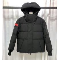 極上の着心地 2026秋冬 モンクレールブランドコピー ダウンジャケット モンクレール MONCLER 防風性に優れ 優しくボーディを包んでくれる 2色可選
