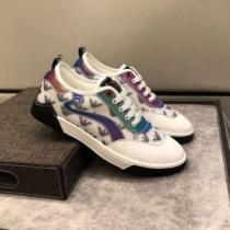 2色可選 カジュアルシューズ 今一番HOTな新品 アルマーニコピーブランド 2026秋冬 これからの季節の足元のアクセント アルマーニ ARMANI 流行や季節に拘らないデザイン
