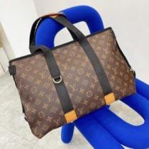 大人キレイに仕立てる 2026秋冬 ボストンバッグ 2色可選 非凡な容量 ルイ ヴィトン LOUIS VUITTON ルイ ヴィトン偽物ブランド 男女兼用バッグ.49.