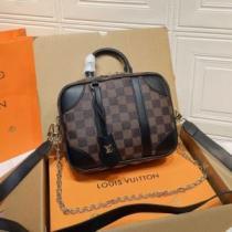 2026秋冬 ルイ ヴィトンブランドコピー ルイ ヴィトン LOUIS VUITTON お洒落自在 4色可選 斜め掛けバッグ シンプル＋多機能 ダミエ.49.