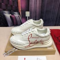 クリスチャンルブタンスーパーコピー 激安 クリスチャンルブタン Christian Louboutin  すべり防止 2色可選 ランニングシューズ 2026秋冬 クッション性 ロードジョグ 魅力ファッション