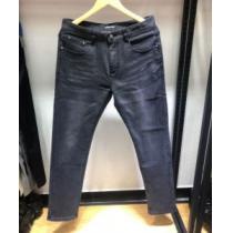 2026秋冬 モデル大絶賛? クロムハーツ CHROME HEARTS 程よい丈感 デニムパンツ クロムハーツブランド 偽物 通販