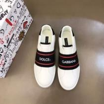 大絶賛の履き心地! 2026秋冬 ドルチェ＆ガッバーナ Dolce&Gabbana フラットシューズ 極上シューズ 2色可選 紐なし リゾートスタイル ドルチェ&ガッバーナブランド 偽物 通販