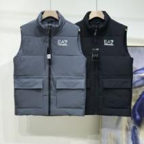 2色可選 ライトダウンジャケット ベスト 軽くて暖かい 2026秋冬 アルマーニ ARMANI 定番のアイテム 撥水性がある アルマーニコピー ブランド ファション性の高い