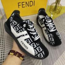 選べる極上 2026秋冬 フェンディ FENDI カジュアルシューズ 2色可選 冬用防寒 高機能防滑ソール フェンディスーパーコピー 激安 優しい履き心地 クッション加工