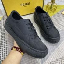 2026秋冬 フェンディ FENDI フルグレインレザー 柔軟 透湿?防水素材採用 ロードジョグ 3色可選 人気ブランド 極上シューズ フェンディコピーブランド
