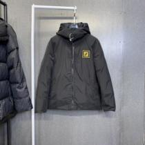 2026秋冬 フェンディスーパーコピー 激安 防風性にも優れた フェンディ FENDI 耐久性のある メンズ ダウンジャケット 2色可選 ポケットづき 着心地がクセになる フード部分は取り外し可能 ふわふわな感触 