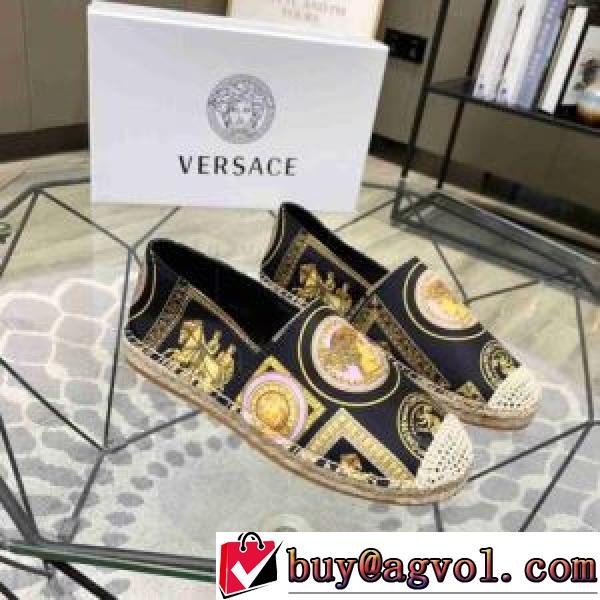2026秋冬 ヴェルサーチVERSACE ヴェルサーチコピー スリップオン 歩きやすい　疲れない　痛くない 柔軟 着用 着心地抜群