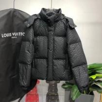 2026秋冬 ルイ ヴィトン LOUIS VUITTON メンズ ダウンジャケット 人気ブランド 汚れしにくい フィルパワーの高い 使い勝手が良く ルイ ヴィトンスーパーコピー 激安