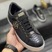 2026秋冬 フィリッププレイン PHILIPP PLEIN 高級感ある フィリッププレインスーパーコピー ドライビングシューズ フラットシューズ 靴の滑り止め 柔軟