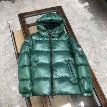 メンズ ダウンジャケット 保温性を発揮する 着心地がクセになる モンクレール MONCLER 2026秋冬 モンクレールコピーブランド 4色可選