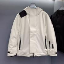 ブルゾン 2色可選 高級感を引き立てる モンクレール MONCLER 2025秋冬 モンクレールスーパーコピー ダウンフェザーを使用した