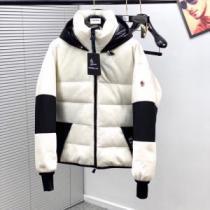 ダウンプレミアムダウンジャケット モンクレール MONCLER 2026秋冬 モンクレールブランドスーパーコピー 保温効果は抜群