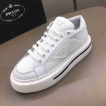 2026秋冬 プラダ PRADA 最安値に挑戦 プラダブランド コピー ランニングシューズ 2色可選 厚底 軽量で疲れにくい 着用