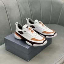 個性的なデザ 4色可選 スニーカー レーシングシューズ 足馴染みのいい  ロードジョグ プラダブランドスーパーコピー 2026秋冬 プラダ PRADA