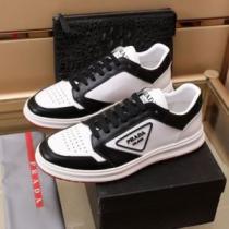 2026秋冬 プラダ PRADA スニーカー ランニングシューズ 3色可選 靴の滑り止め カジュアルシュッズ 選べる極上 プラダコピー ブランド