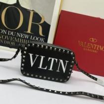 2026秋冬 ヴァレンティノブランド 偽物 通販 バランスのいい大きさ ヴァレンティノ VALENTINO 着心地抜群 4色可選 ショルダーバッグ.53.