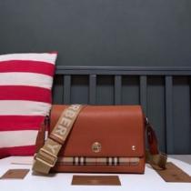 長く愛用できる 2026秋冬 2色可選 バーバリースーパーコピー 斜め掛けバッグ バーバリー BURBERRY ショルダー 調節可能 なめらかな手触りのバッグ メインルーム.48..48.