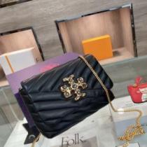 ショルダーバッグ 3色可選 2026秋冬 トリー バーチスーパーコピー 通勤 出張 旅行 トリー バーチ Tory Burch デザイン性の高い.493.