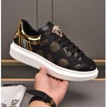 2025秋冬 ヴェルサーチVERSACE 人気販売中 フラットシューズ ヴェルサーチコピー オリジナル 透湿・防水素材採用 滑りにくい 2色可選