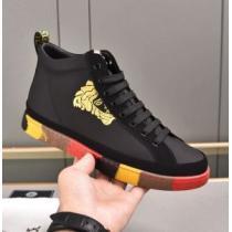 ヴェルサーチブランド 偽物 通販 2026秋冬 ヴェルサーチVERSACE 高級感ある ハイトップシューズ 2色可選 カラーソール ナチュラルな素材感 足馴染みのいい