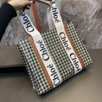 2026秋冬 クロエ CHLOE 手持ち&ショルダー掛け クロエ ブランド コピー 圧倒的な高級感  レディースバッグ 収納力のよい ファスナーポケット付.146.