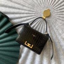 ハンドバッグ 3色可選 バランスのいい大きさ 売れ筋のいい 2026秋冬 ジバンシー GIVENCHY ジバンシィブランド 偽物 通販 大人気再登場 キャリア女性のお悩み解決.81.