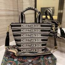 手持ち&ショルダー掛け ディオール DIOR 優しい色合い ディオールコピー ブランド スーツにぴったり シンプル＋多機能 2026秋冬 メインルーム.58.