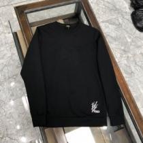 魅力ファッション フェンディコピー ブランド 3色可選 2026秋冬 フェンディ FENDI プルオーバーパーカー ジップパーカー 厚手の生地