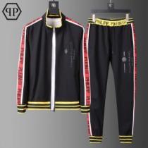 セットアップ上下 2026秋冬 フィリッププレイン PHILIPP PLEIN フィリッププレイン偽物ブランド 完成度の高い逸品 ハリのある おしゃれさ抜群パーカ