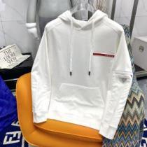 プラダ PRADA 2色可選 プラダコピー ブランド パーカー 2026秋冬 今買い◎得 ロゴパーカー 定番無地パーカー リブ付 ジップパーカー