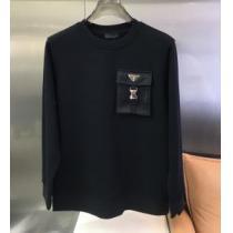 ランキング1位 2色可選 プラダコピーブランド 定番無地パーカー ジップパーカー 2026秋冬 プラダ PRADA プルオーバーパーカー