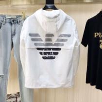 プリント柄 アルマーニブランドコピー 優しい色合い ブルゾン 高級感漂わせる 2026秋冬 アルマーニ ARMANI 2色可選