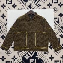 ジャケット プリント柄 スナップ止め仕様 フェンディスーパーコピー 優しい色合い 2026秋冬 フェンディ FENDI 上品な輝きを放つ形