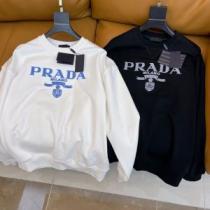 プルオーバーパーカー 海外セレブ愛用 プラダ PRADA ロゴパーカー 2色可選 プラダコピー オリジナルプリント 収縮性のある 長袖Tシャツ