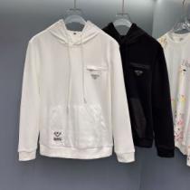 スタイリッシュな印象 プラダ PRADA デザイン性の高い プラダコピー ブランド 2026秋冬 パーカー 2色可選 柔らかい手触り