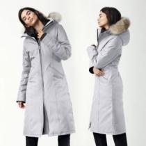 ライトダウンジャケット カナダグース Canada Goose 2026秋冬 ボトムスを選ばずに着用できるアイテム ウエストも細見せ カナダグーススーパーコピー 激安 一番人気の新作はこれ 多色可選