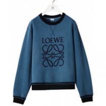2026秋冬 ロエベコピー ブランド ロエベ LOEWE プルオーバーパーカー リブ付 オシャレロゴパーカー ビンテージ感ある 魅力ファッション