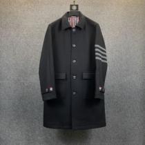 トムブラウン THOM BROWNE ジャケット お洒落に魅せる トムブラウンコピー 2026秋冬 満足できるコート ロングコート 風合いの出る
