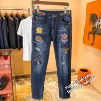 魔法のデニム 2026秋冬 ドルチェ＆ガッバーナ Dolce&Gabbana デニムパンツ ロゴ入りリベット ドルチェ&ガッバーナブランド コピー コスパ最高のプライス