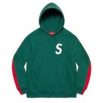 シュプリームスーパーコピー 高級感漂わせる 2026秋冬 シュプリーム SUPREME パーカー 2色可選 おしゃれさ抜群パーカ 風合いの出る