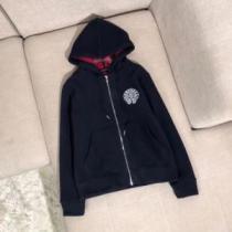 2色可選 クロムハーツブランド 偽物 通販 2026秋冬 クロムハーツ CHROME HEARTS パーカー シックスタイルに活躍 首胸ロゴ 適度な厚み
