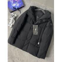撥水加工の施された 2026秋冬 カナダグース Canada Goose ダウンジャケット カナダグースコピー 上品な輝きを放つ形 フィルパワーの高い
