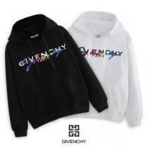 ジバンシィコピー ブランド 2026秋冬 ジバンシー GIVENCHY パーカー オシャレロゴパーカー 2色可選 ちょうどいい丈感 洗練を十分に演出する
