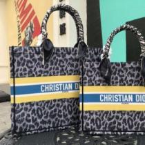 ディオールスーパーコピー オリジナリティに富んだバッグ 2026秋冬 ディオール DIOR ハンドバッグ ショートパンツ 確定となる上品 非凡な容量.58.