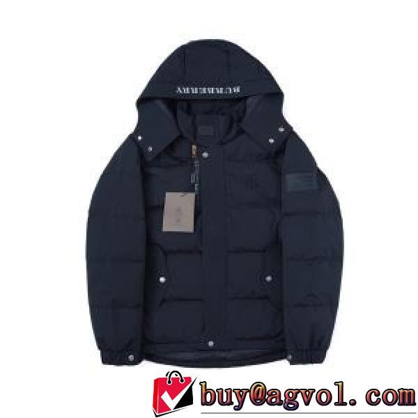 着心地よい バーバリー BURBERRY 2色可選 フードづき 上品上質 バーバリースーパーコピー 代引 ポケットづき 軽量ダウンジャケット 2026秋冬 保温性を発揮する フィルパワーの高い 防風性にも優れた